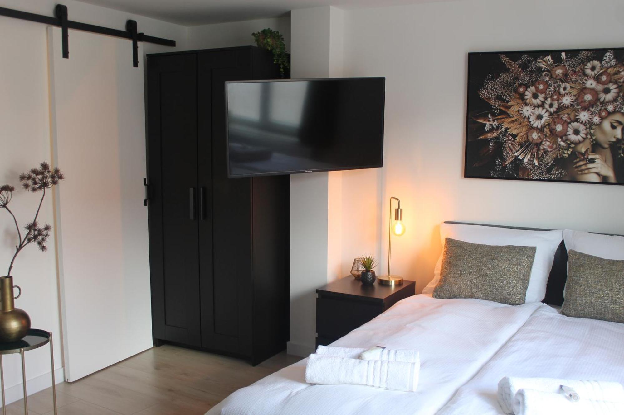 B&K Urban City Suites ティルブルグ エクステリア 写真